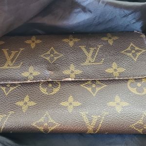 Authentic Louis Vuitton Wallet